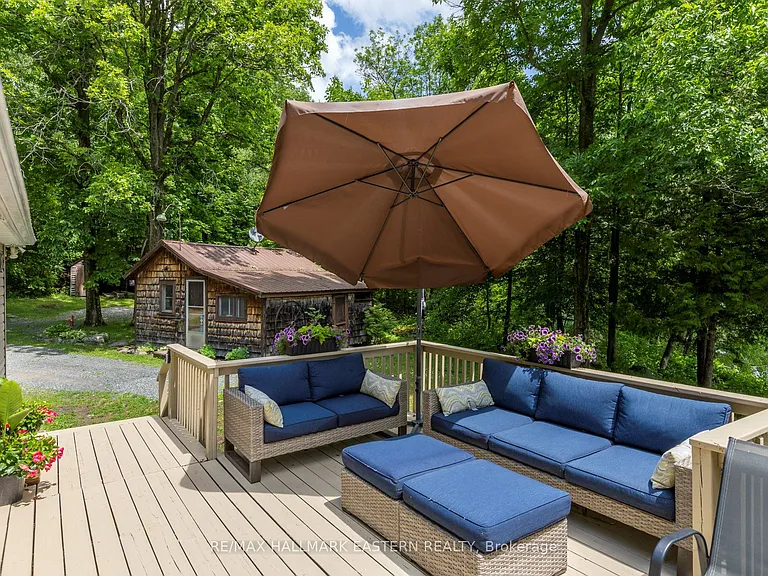 504 Pine Point Ln — Photo 30
