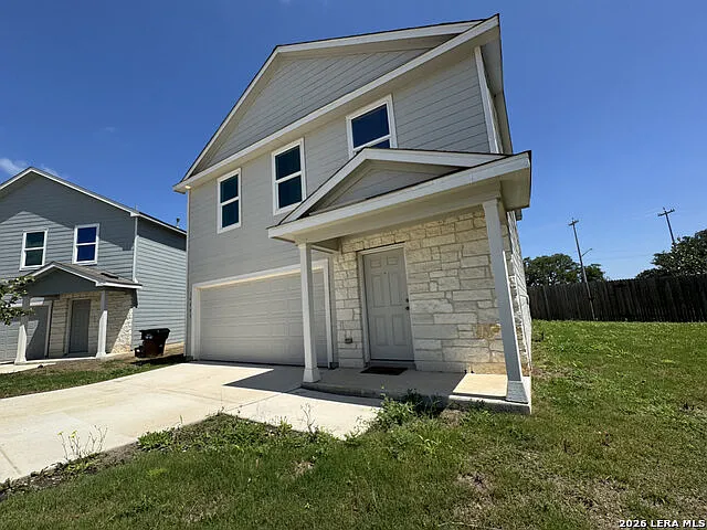 4 bed, 2.5 bath, 1943 sqft, $1,850 — Photo 2