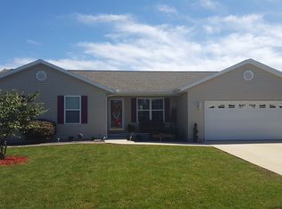 210 Saint John Dr, Toledo, IL 62468