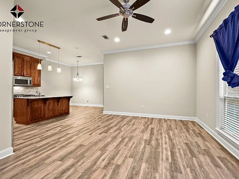 7723 Ibiza Dr — Photo 3