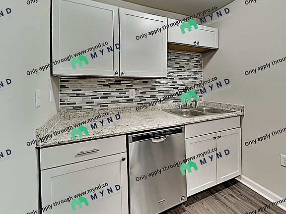 3rd image of 5883 Lone Oak Dr SW #120