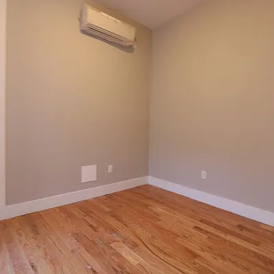 Rented by Nooklyn NYC LLC | media 16