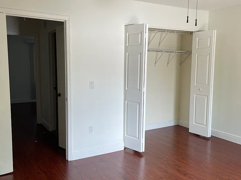 3932 Freedom Ave — Photo 7