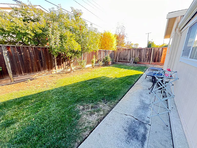 1080 Prouty Way — Photo 12