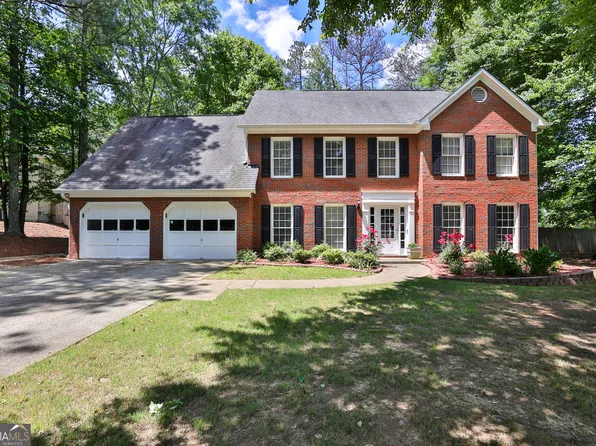 174 Threechop Dr NW, Marietta, GA 30064
