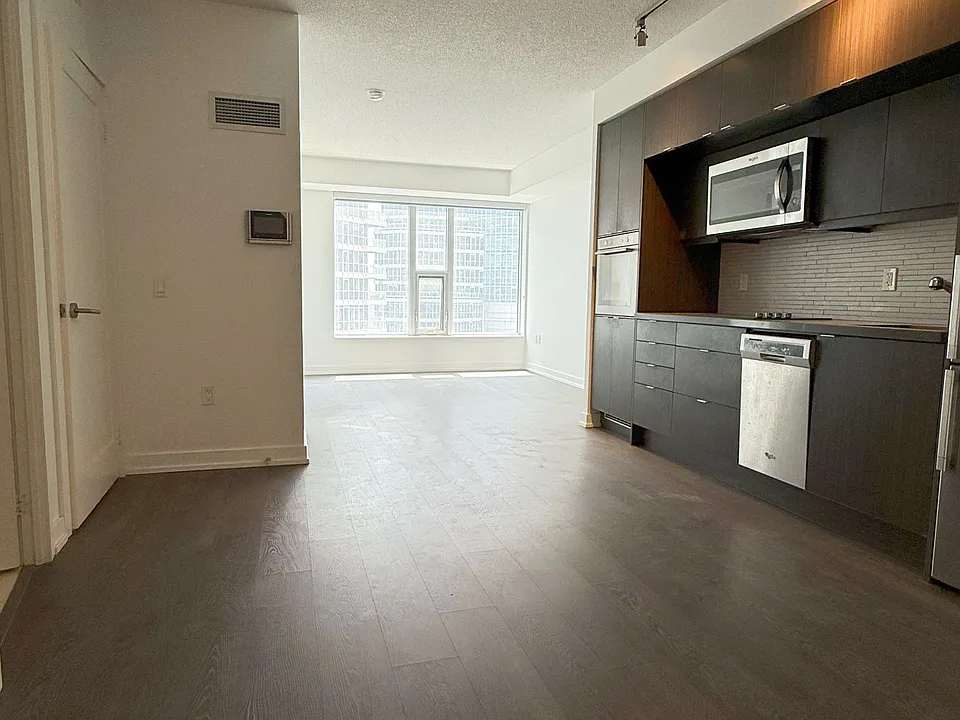 10 York St #1509