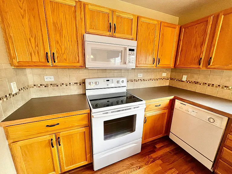 2514 Bar Harbor Dr — Photo 7