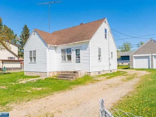 34 2nd Ave, Soudan, MN 55782