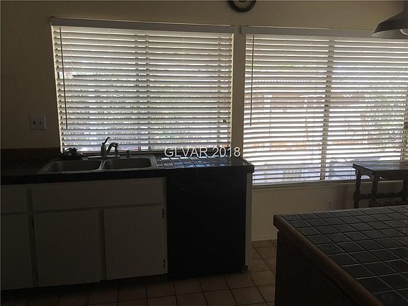 5th image of 5400 Surrey St