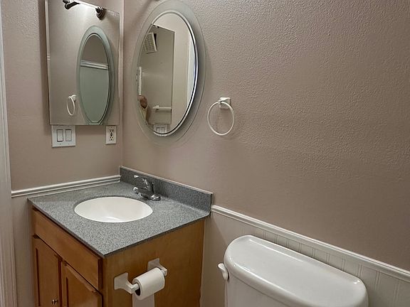 5th image of 2827 Monument Blvd APT 41