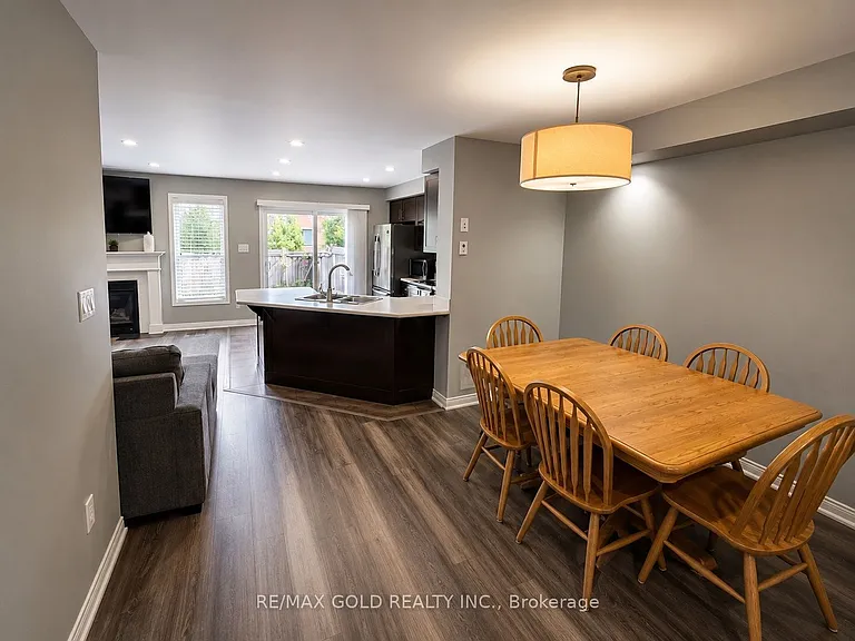 1061 Nadalin Hts — Photo 3