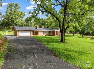 1449 Island Ford Rd, Mooresboro, NC 28114