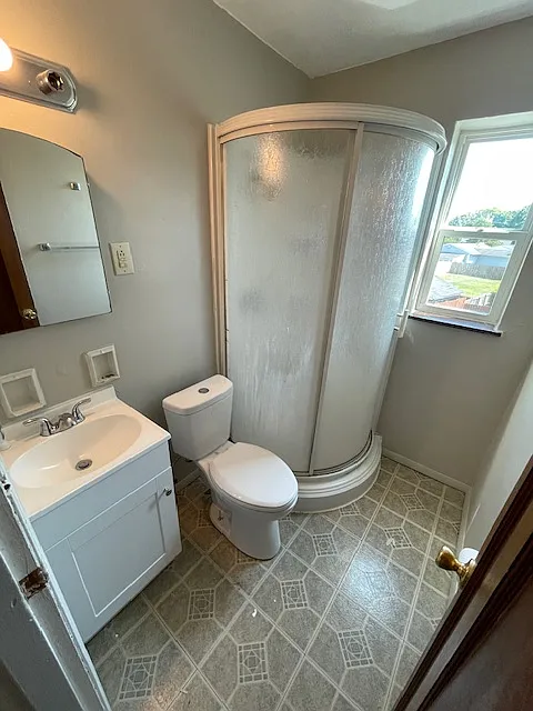 2 bed, 750 sqft, $850 — Photo 2