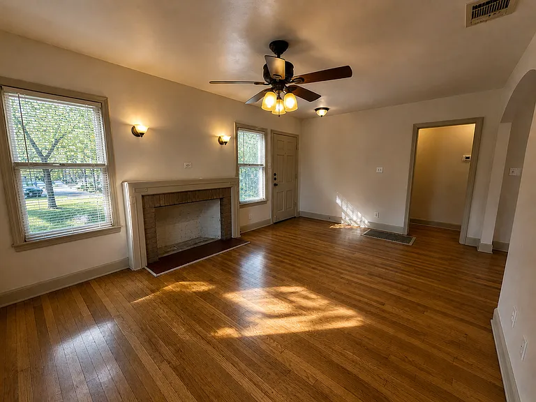 4406 Bennett Ave #A — Photo 12