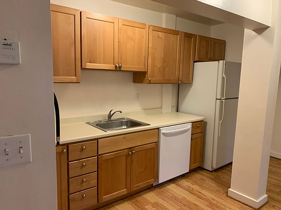 5th image of 520 Galena St Suite 103