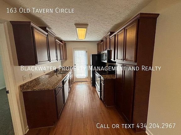 4th image of 163 Old Tavern Cir