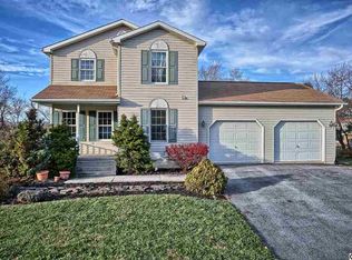 7870 Sunset Dr, Harrisburg, PA 17112