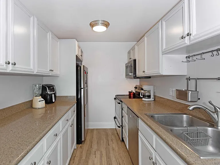 3980 8th Ave #108 — Photo 7