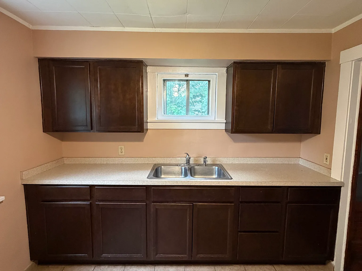 2 bed, 864 sqft, $1,150 — Photo 2