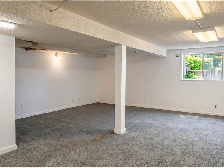 201 S Allison St #2 — Photo 7