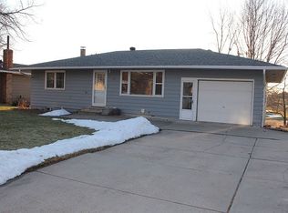 1295 Walnut St, Syracuse, NE 68446