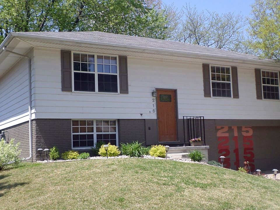 1st image of 215 Amhurst St