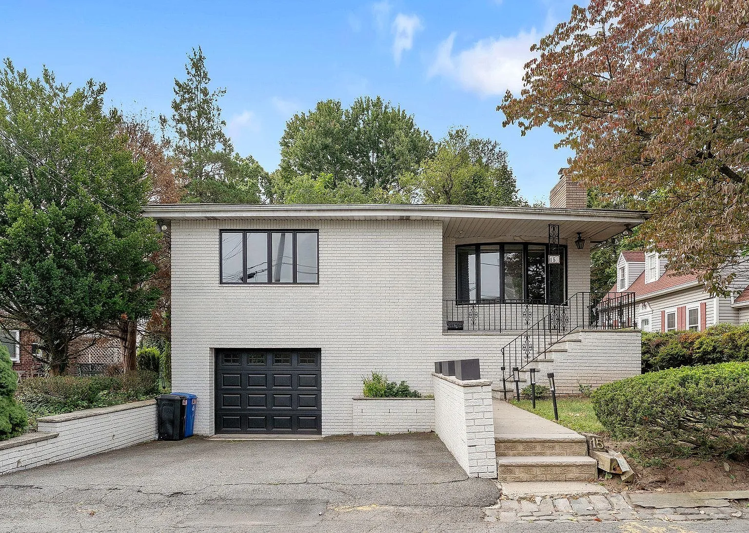 3 bed, 3.0 bath, $5,500 — Photo 1