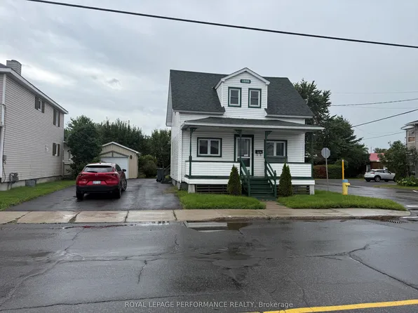 1274 Main St E, Hawkesbury, ON K6A 1C4