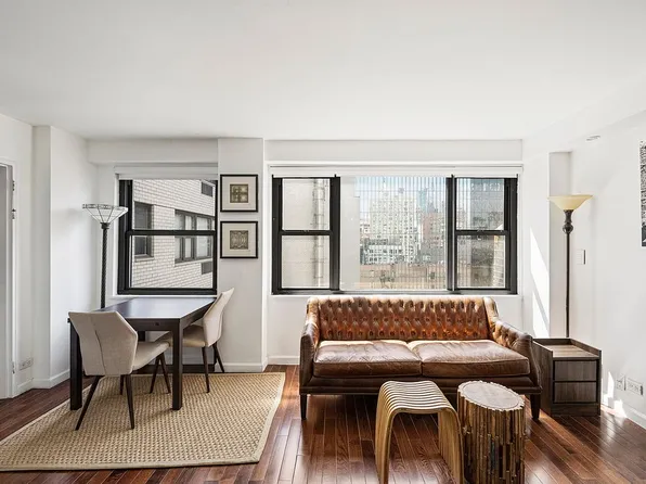 115 E 9th St APT 17M, Manhattan, NY 10003