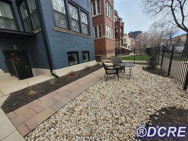 1318 W Winnemac Ave #3E — Photo 17