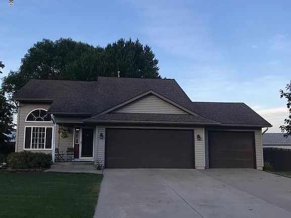3rd image of 3762 Haymeadow Ave