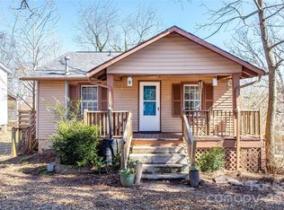 105 Adams Hill Rd, Asheville, NC 28806