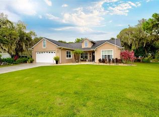 26 Choctaw St, Lake Placid, FL 33852