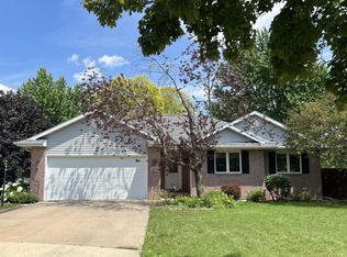 57 Westfield Cir, Fond Du Lac, WI 54935