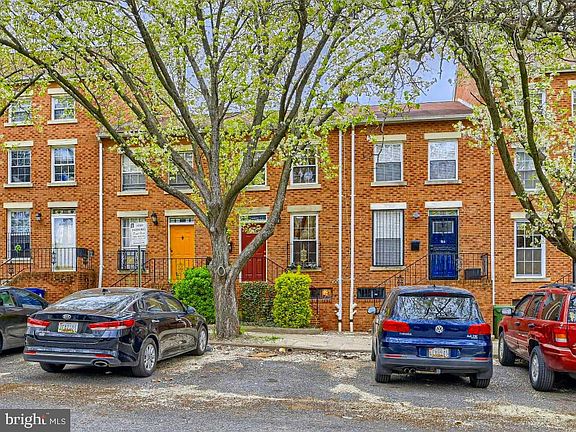 3rd image of 1808 E Fairmount Ave