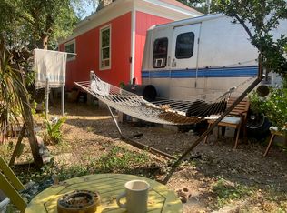 1903 E 10th St #B, Austin, TX 78702