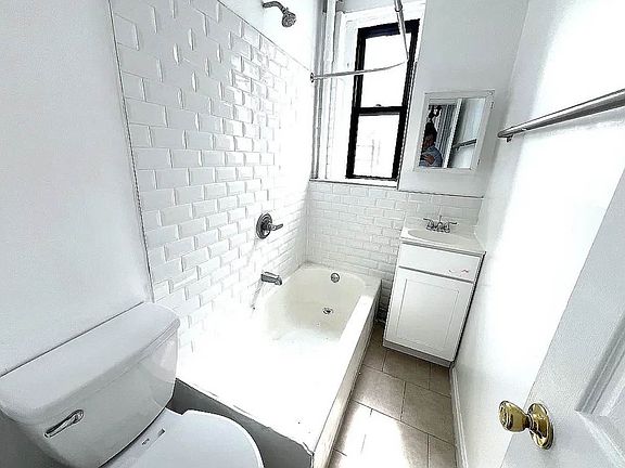 5th image of 558 W 181st St APT G