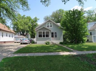 1605 12th St N, Fargo, ND 58102