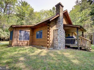 110 Hunt Ave, Mount Pocono, PA 18344