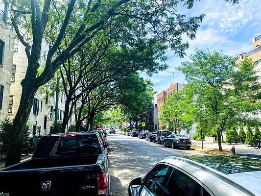 Rented by Voro New York | media 98