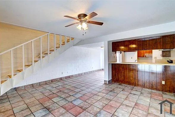 613 Jackson Ave
