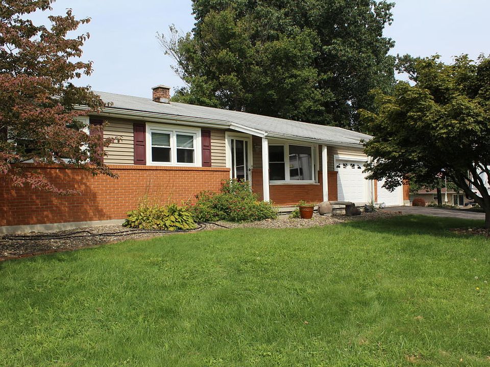 1st image of 431 Hillside Dr
