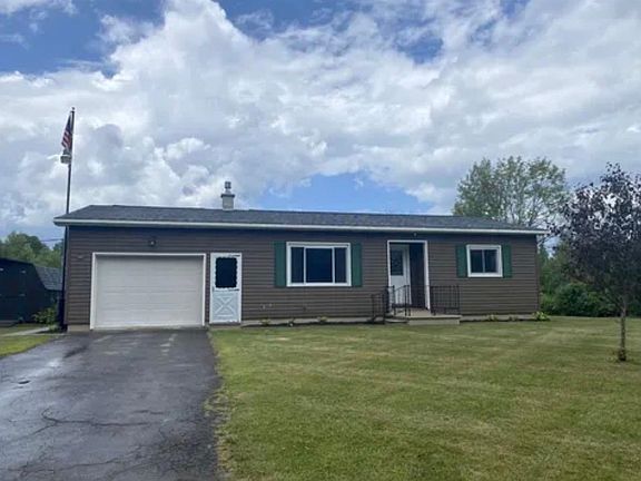 3rd image of 349 Regan Rd