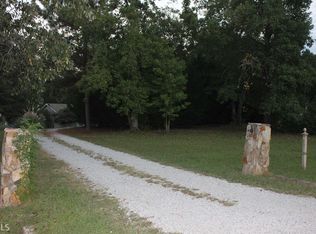 801 Barnetts Bridge Rd, Jackson, GA 30233