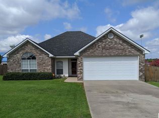 125 Curry Creek Dr, Calhoun, LA 71225