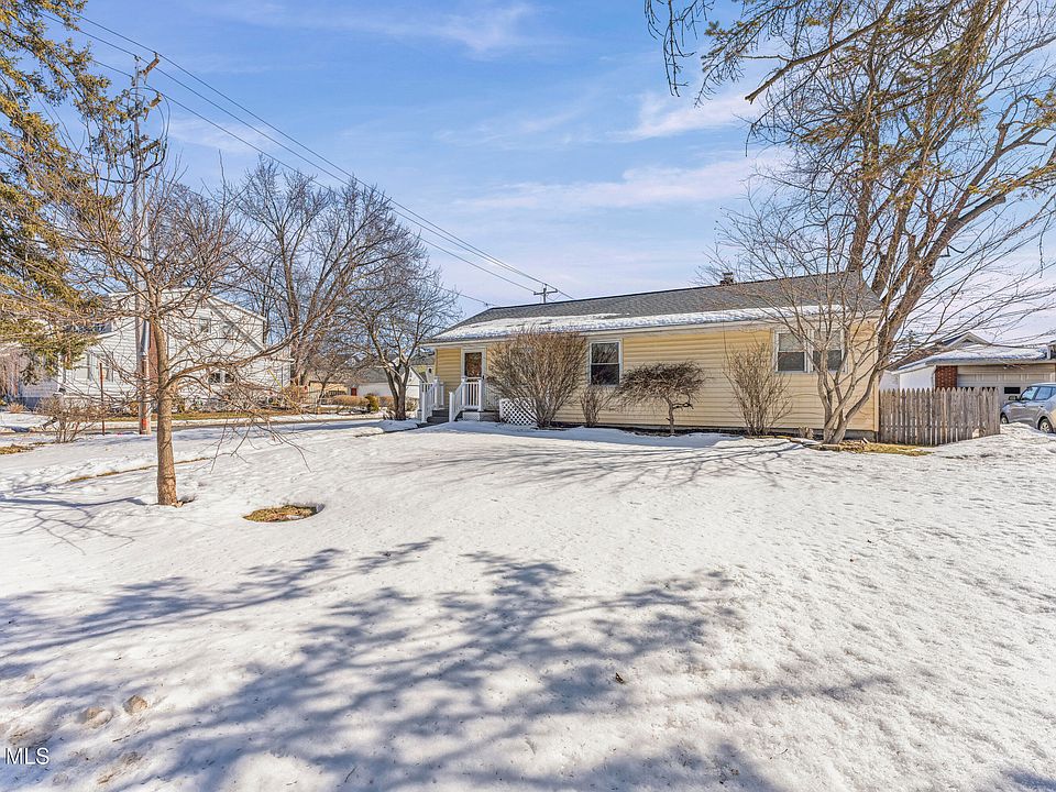 1st image of 52 Lawnridge Avenue