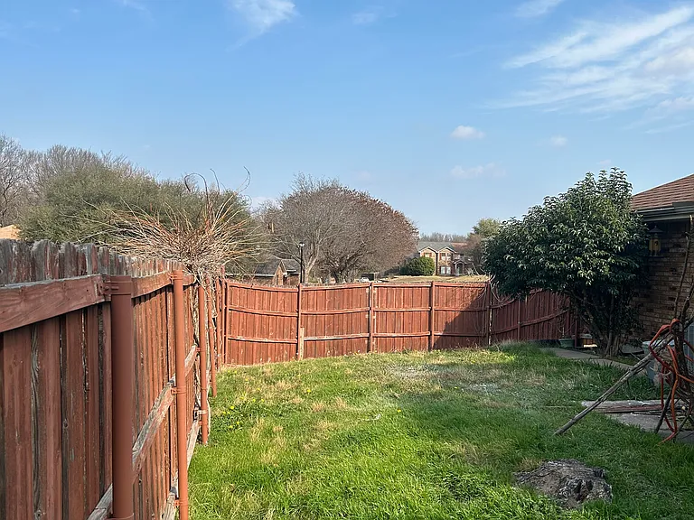 801 Summit Dr — Photo 21