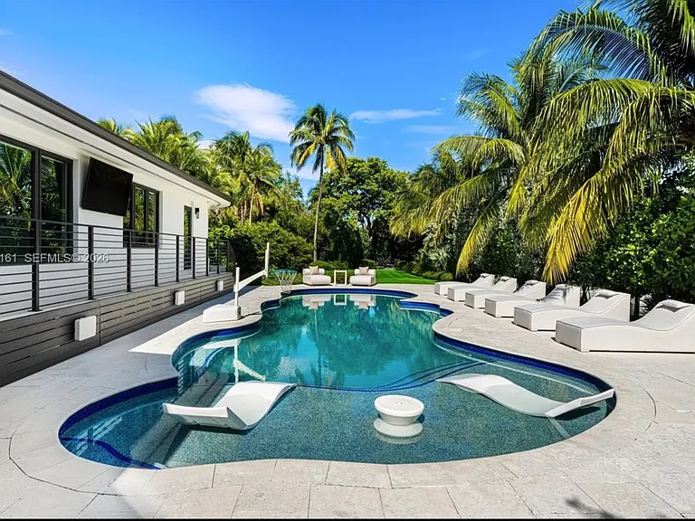 2801 Flamingo Dr — Photo 24