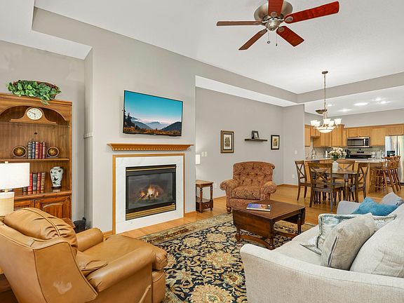 4th image of 2644 Boulder Way