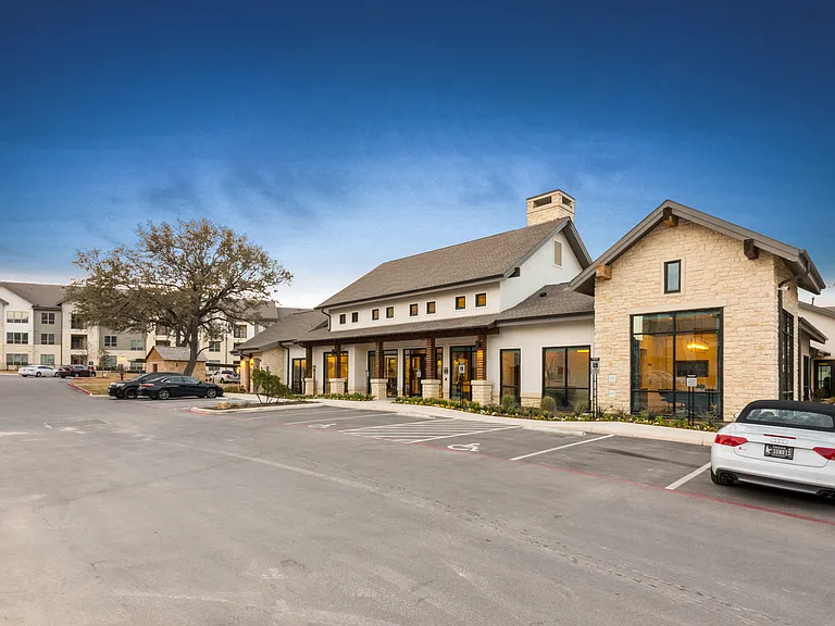 Ironridge at Hill Country Village — Photo 80
